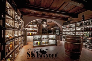 Vinotéka CORK Tábor - design SKYWANDER - realizace JPL_cz